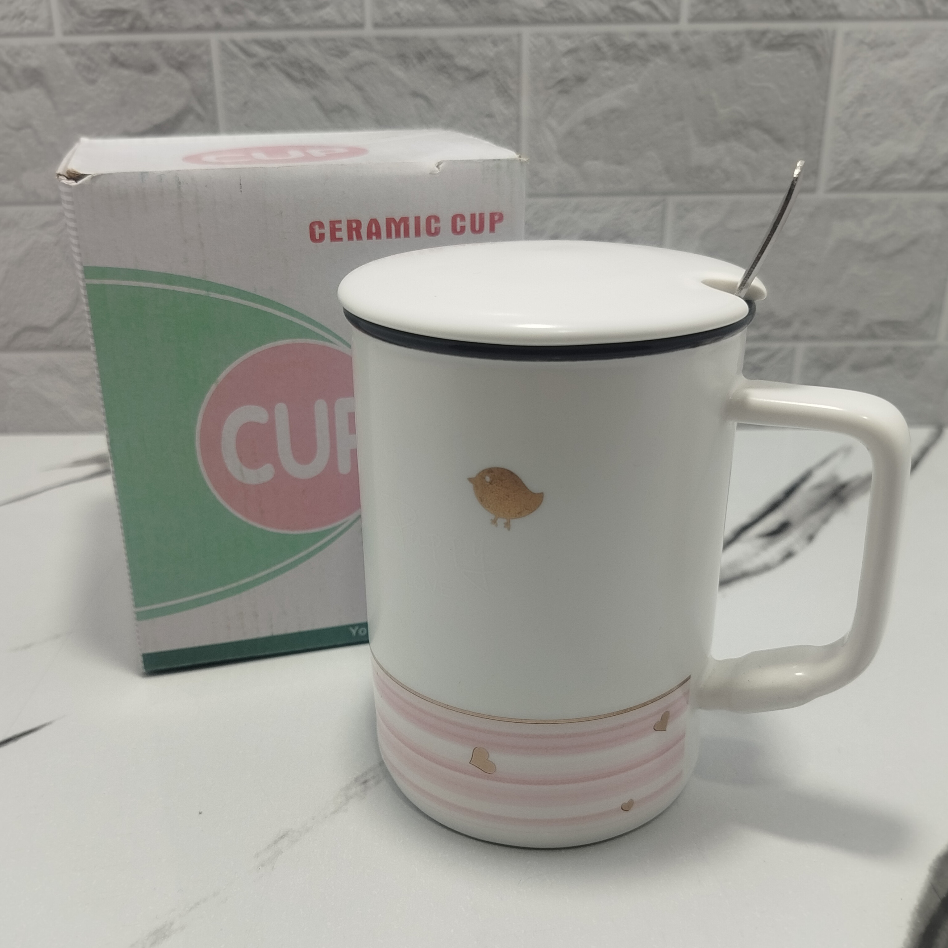 ماگ کلاسیک با طرح طلاکوب